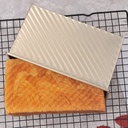 old-wave-design-loaf-pan-w-cover-bread_main-3.jpg