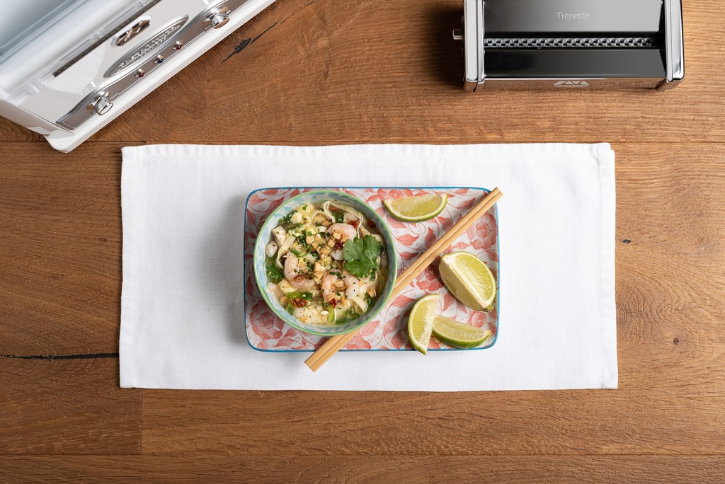 Pasta Fresca_in use_up_2000x2000px_300dpi