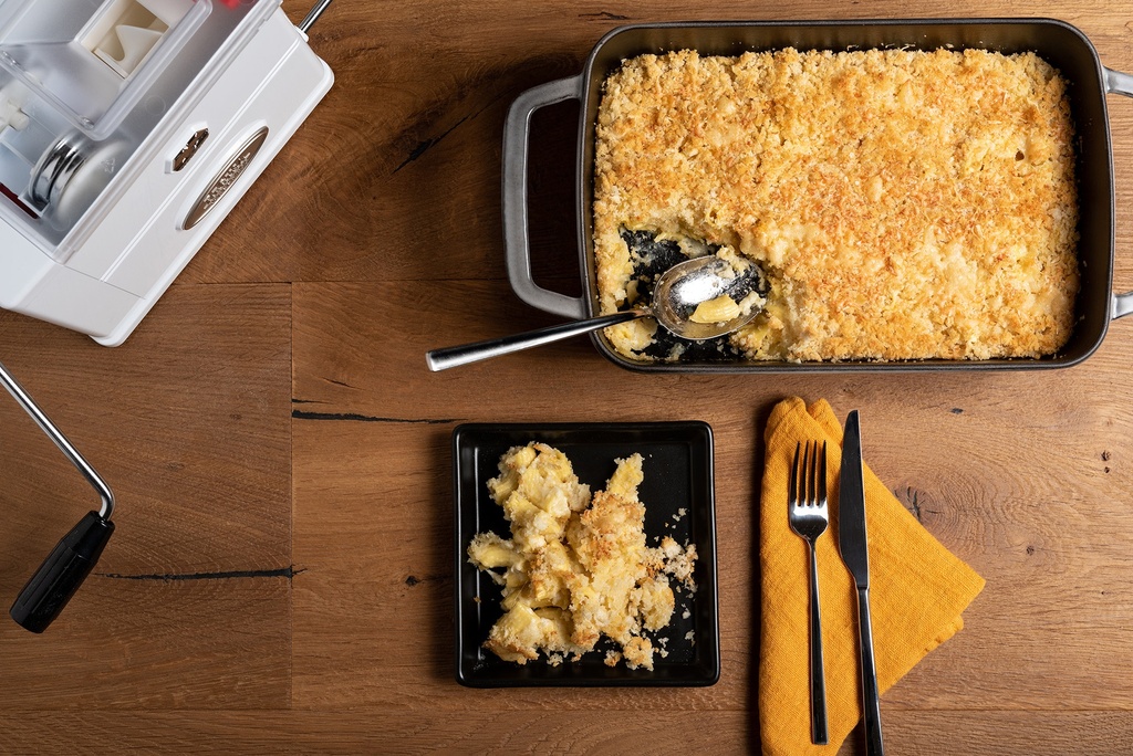 Regina_in use_up_2000x2000px_300dpi