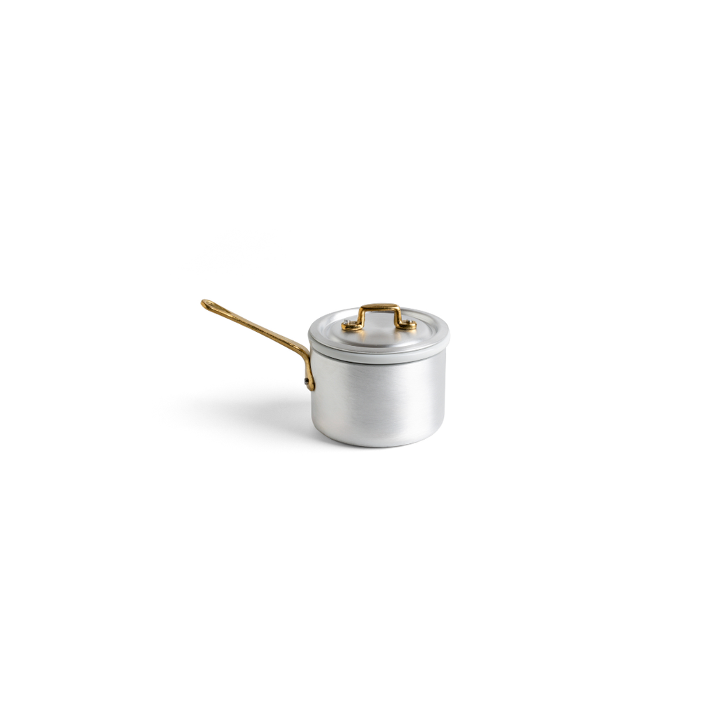[MAR.MINI.0001] Set de preparare si servire Marcato Heritage MINI:  oala cu maner, bol din portelan alb si capac- diametru 10 cm